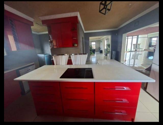 5 BEDROOM HOUSE FOR SALE IN SELCOURT